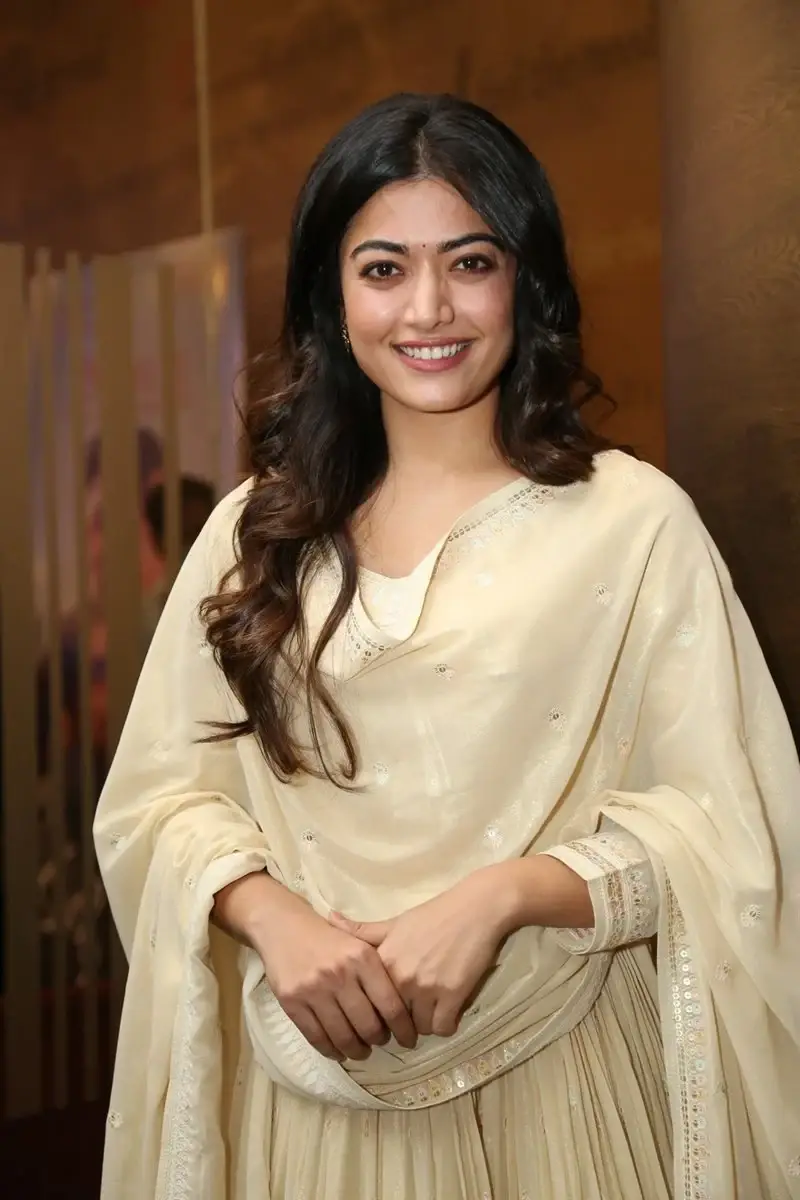 TELUGU ACTRESS RASHMIKA MANDANNA AT BABY MOVIE LAUNCH 6